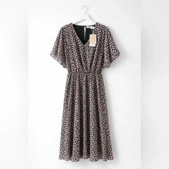 Floral V-Neck Midi Dress in Black and Pink - Picture 4 of 9